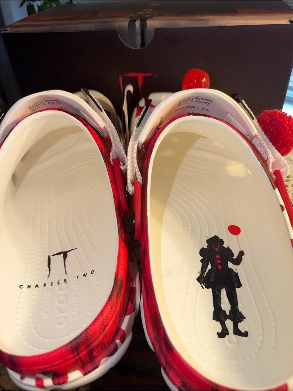 Crocs IT Pennywise All-terrain Clogs. Horror Movie Collector - Picture 6 of 7